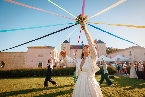Ronde des rubans - Animation bouquet de mariée - Photographe Mariage Niort